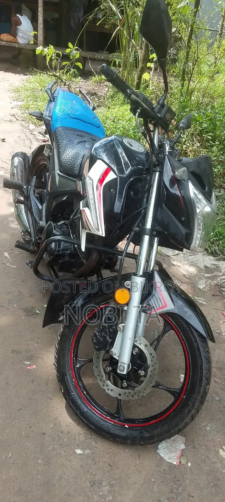 এইচ পাওয়ার ম্যাক্স-জেড ১৫০ ২০২১ কালো