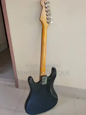 Electric Guitar With Multi Effect Processor