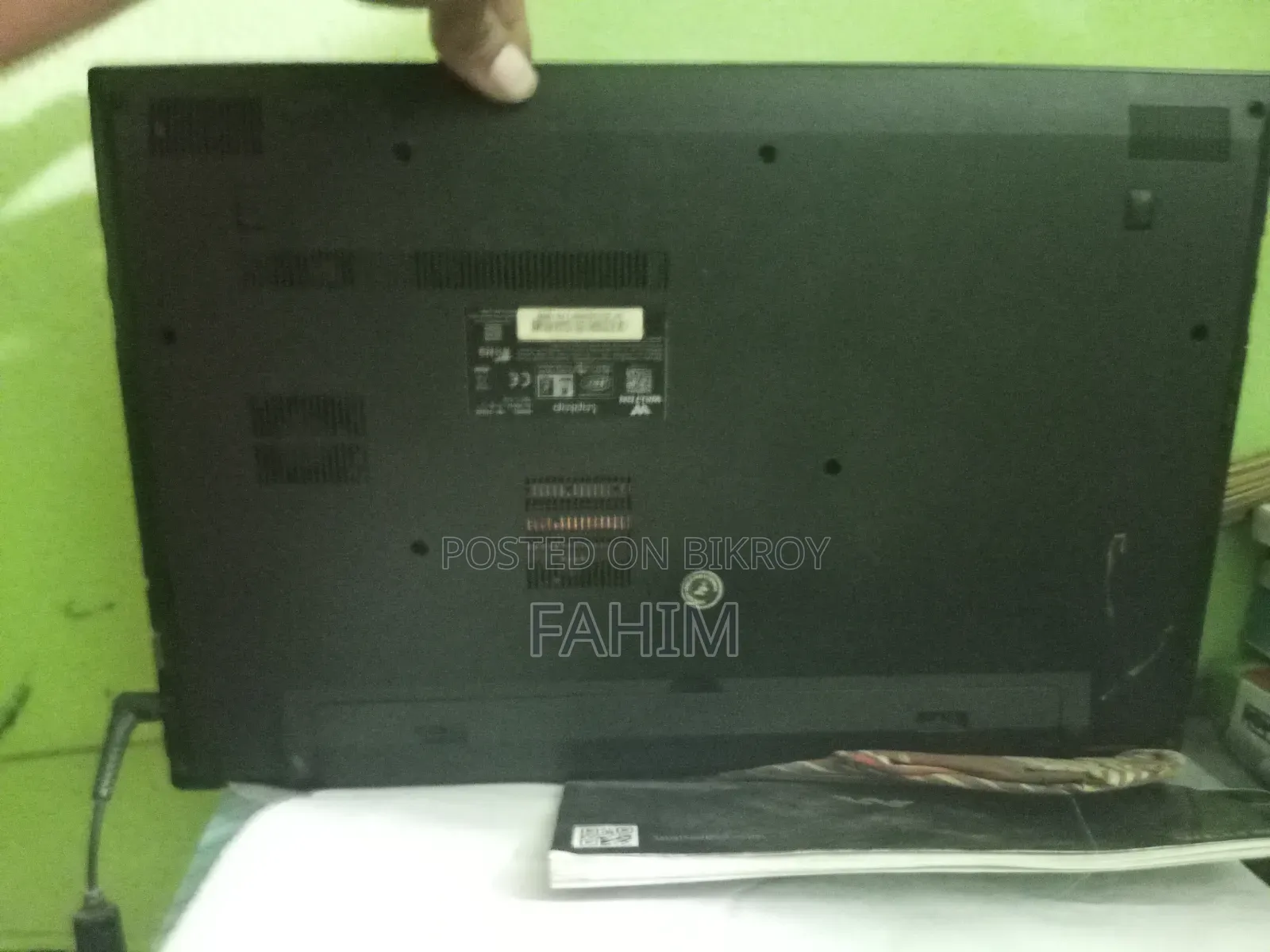 Laptop 4GB Intel Core i3 HDD 1T