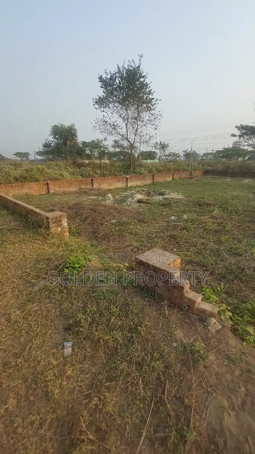 I Extension Bashundhara 5 Katha Plot Sale