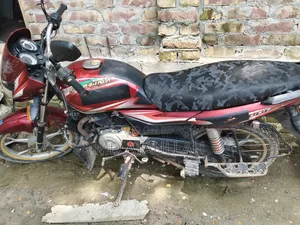 Bajaj Platina 100 2017 Red