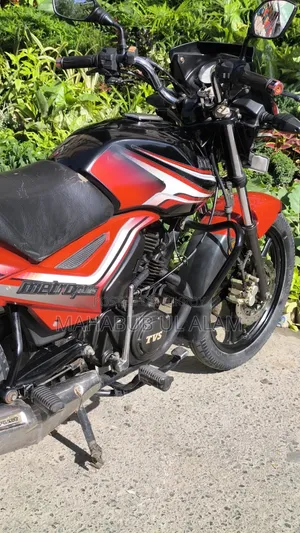 TVS Metro Plus 2022 Red