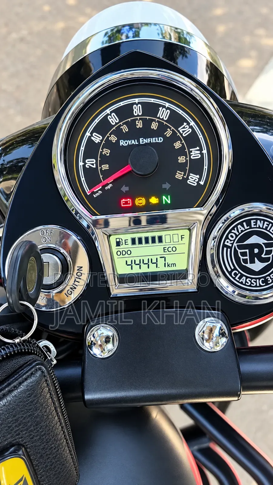 Royal Enfield Classic 350 2025 Gray