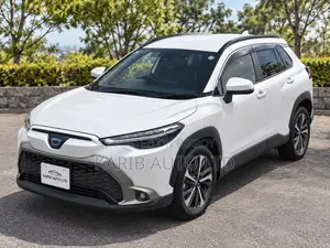 Toyota Corolla Cross 1.8 Hybrid FWD 2021 Pearl