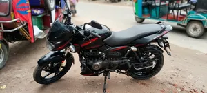 বাজাজ পালসার ১৫০ ২০২১ ব্ল্যাক