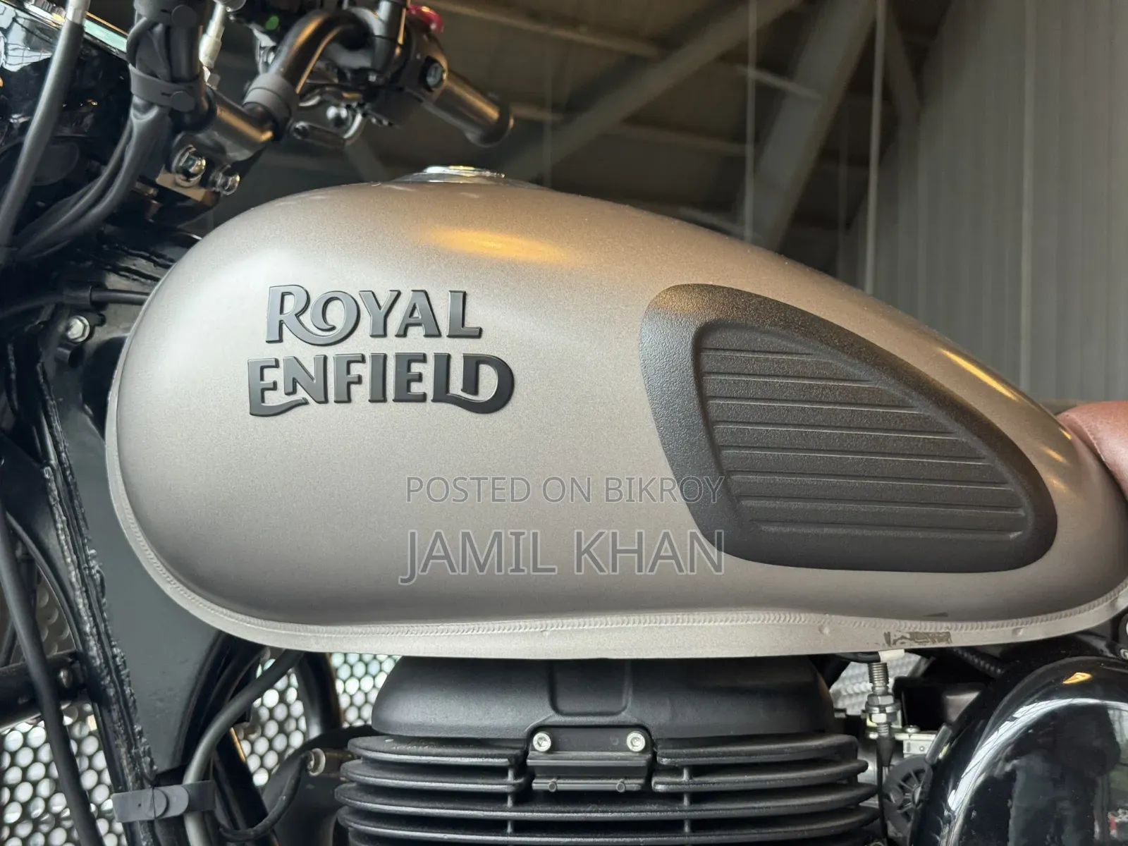 Royal Enfield Classic 350 2025 Gray