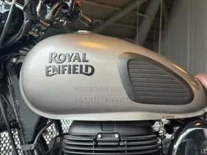Royal Enfield Classic 350 2025 Gray