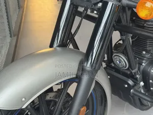 Royal Enfield Classic 350 2025 Gray