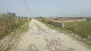 Photo - Bashundhara P Extension Block 3 Katha South Facing Plot