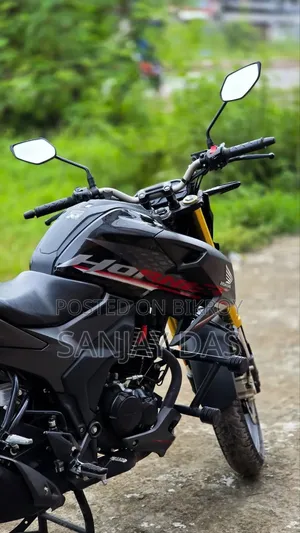 Honda Hornet 2.0 2024 Black