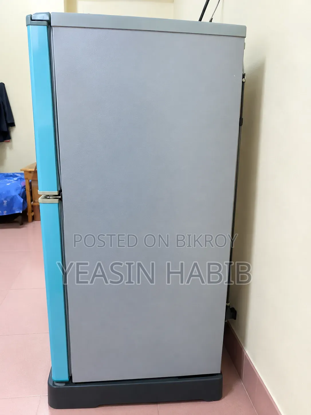 Singer Fridge