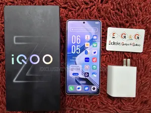 iQOO Z9 ২৫৬ জিবি সাদা