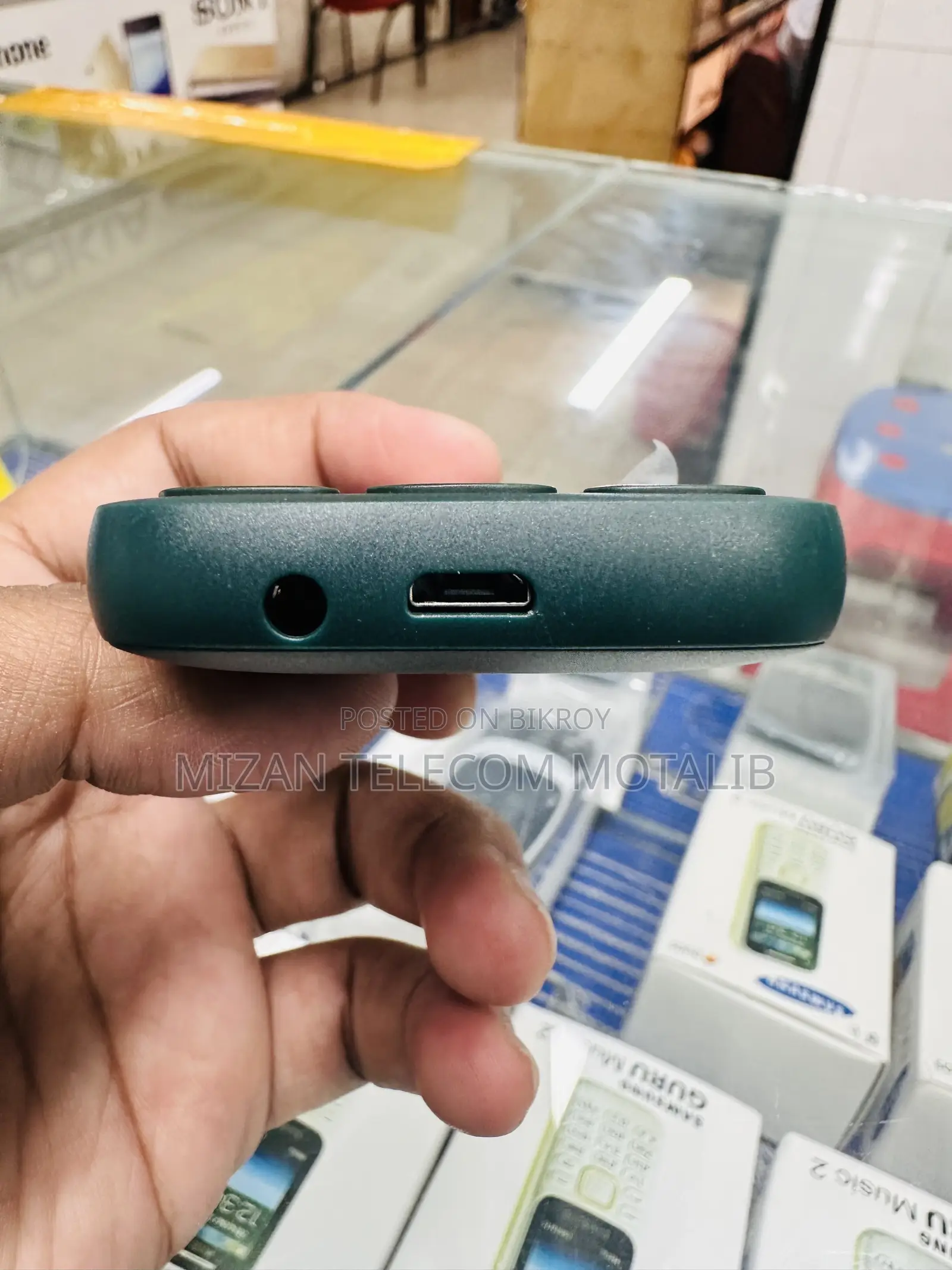 New Nokia 6310 Green