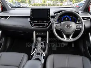 Toyota Corolla Cross 1.8 Hybrid FWD 2021 Red