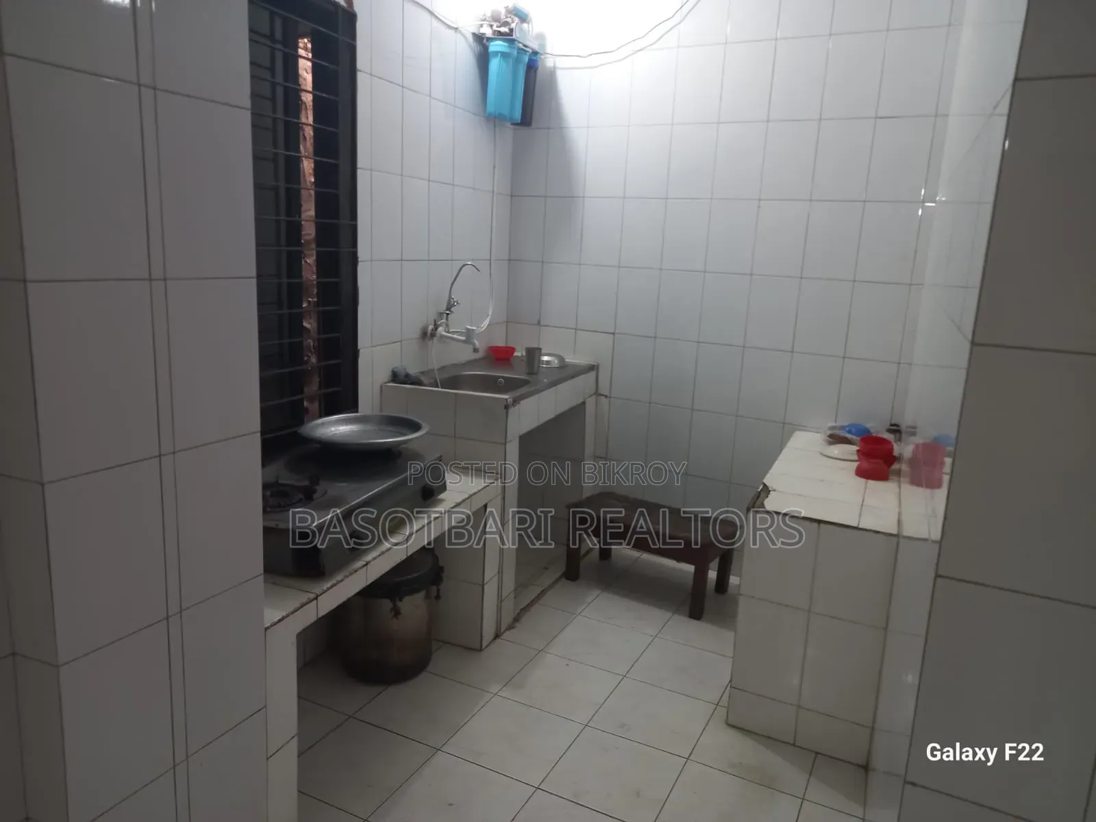 খিলক্ষেতে ৩ বেডরুমের অ্যাপার্টমেন্ট বিক্রির জন্য