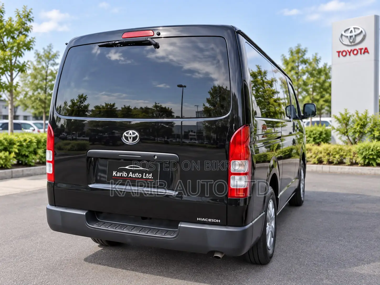 Toyota HiAce 2020 Black