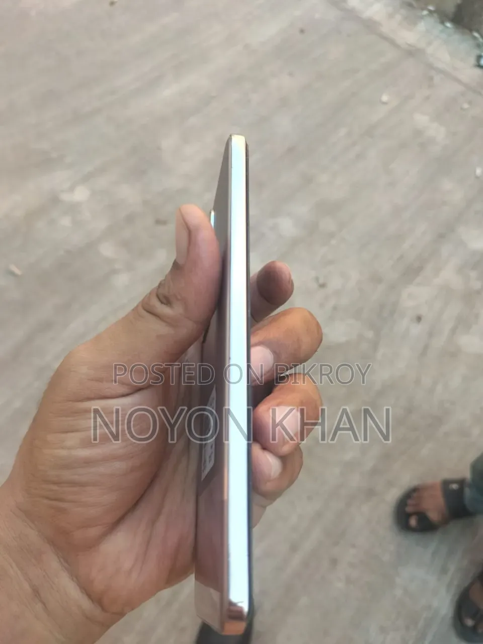 অপ্পো রেনো১২ প্রো ৫জি ২৫৬ জিবি সিলভার