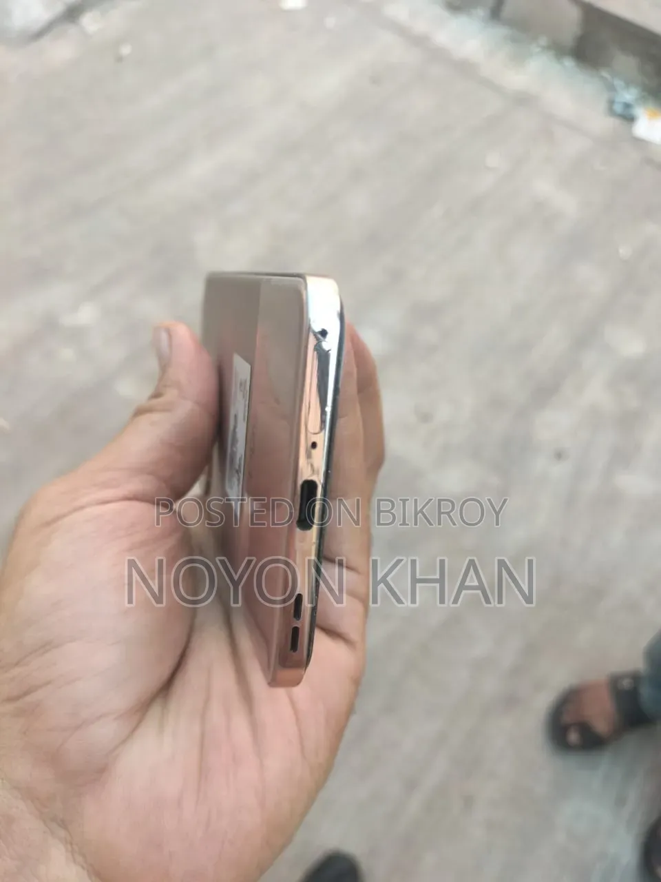 অপ্পো রেনো১২ প্রো ৫জি ২৫৬ জিবি সিলভার