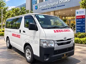 Toyota HiAce 2021 White