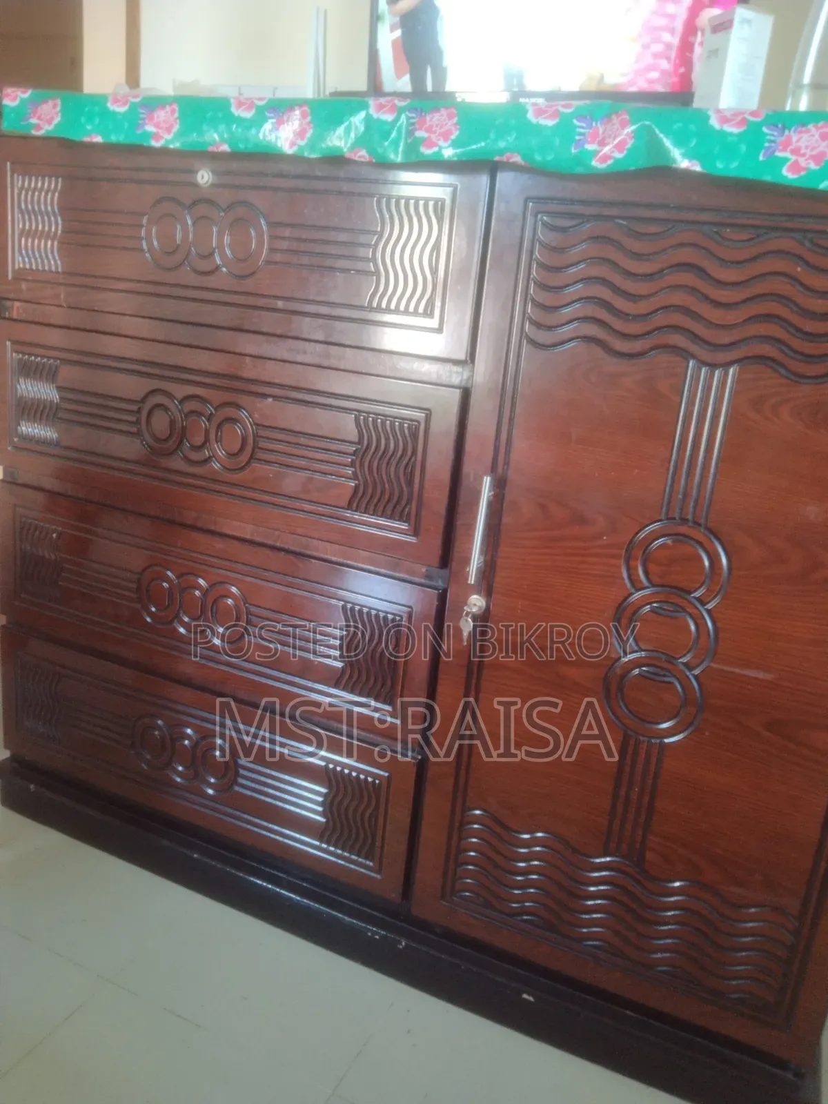 পারটেক্স ওয়ার্ডরোব