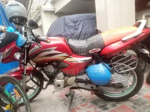 টিভিএস ২০১২ রেড