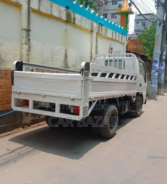 Isuzu Elf 10.5 Fit Body Engine 4jb1 2005