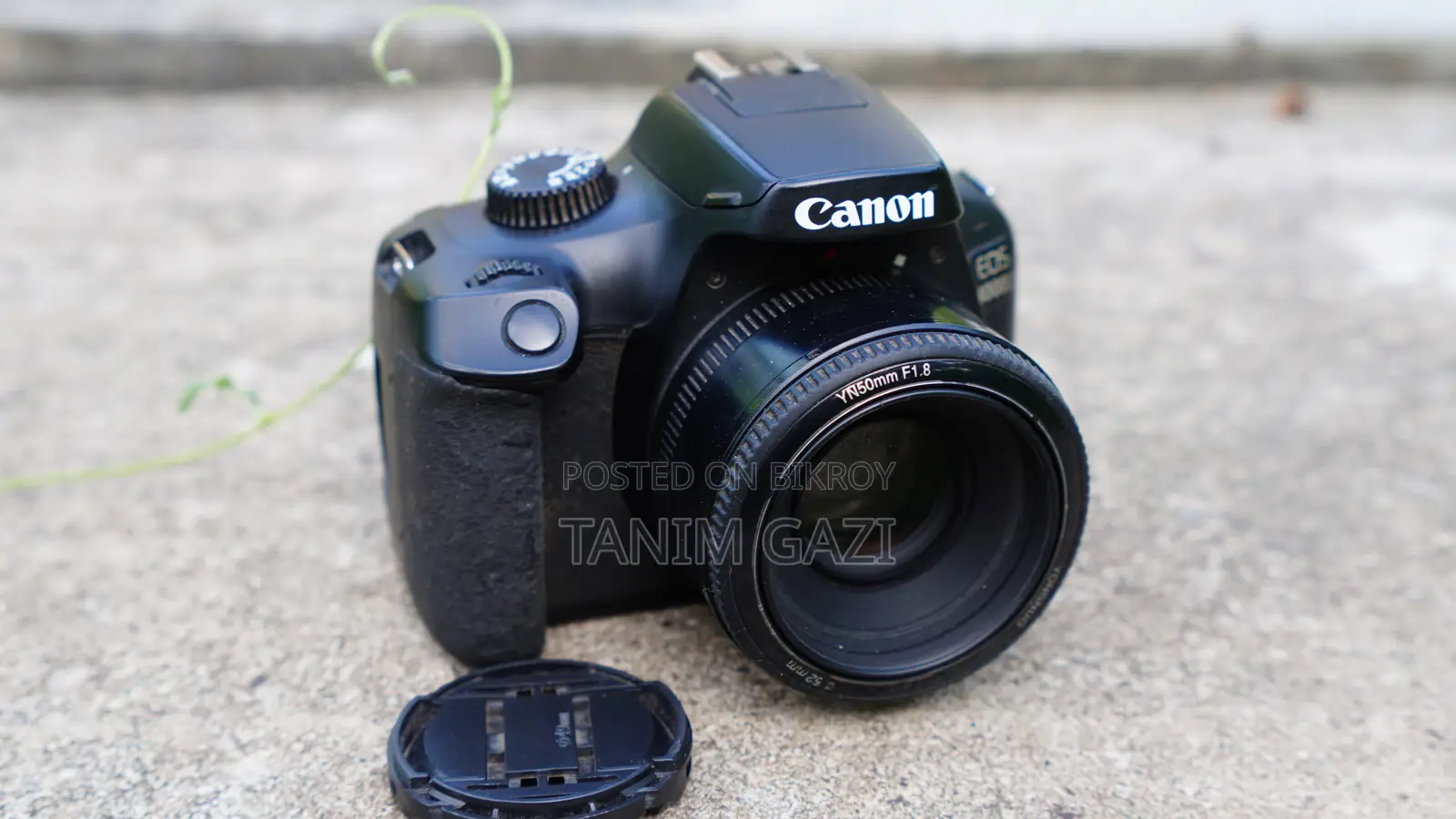 Canon 4000D Camera for sale (No shadow on display)