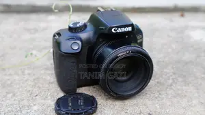 Canon 4000D Camera for sale (No shadow on display)