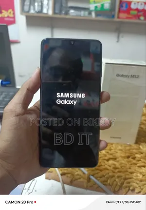 স্যামসাং গ্যালাক্সি এম৩২ ১২৮ জিবি