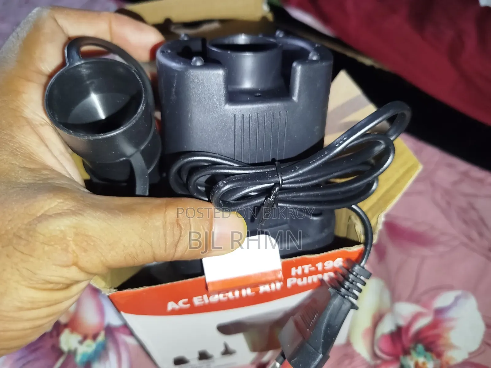 ইলেকট্রিক এয়ার পাম্প (এয়ার ম্যাট্রেস, পুল, খেলনা এবং ফলানো যায় এমন উপকরণের জন্য)