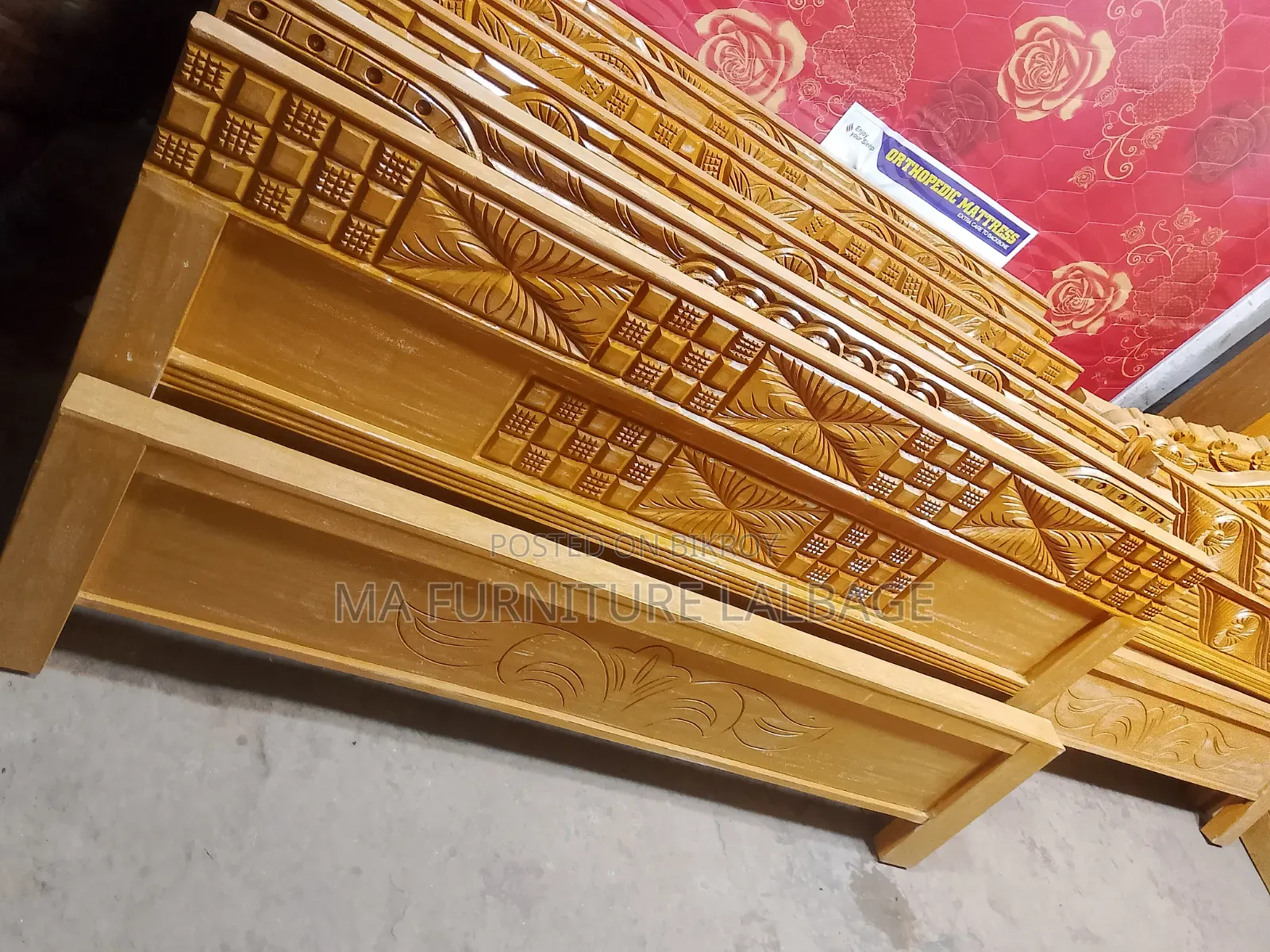 কিং সাইজ খাট ৬/৭ ফুট করই কাঠ