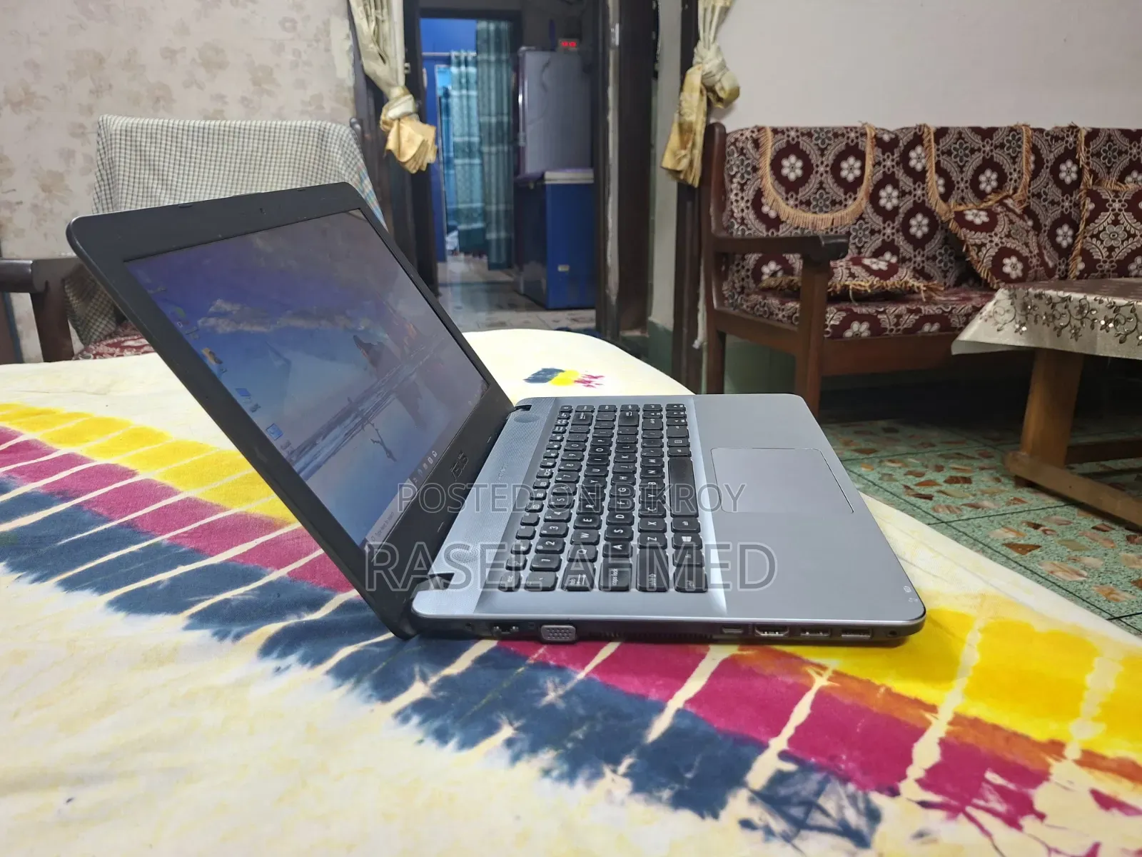 Laptop Asus 8GB Intel Core i3 HDD 1TB