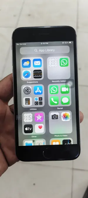 Apple iPhone 6s 128 GB Gray