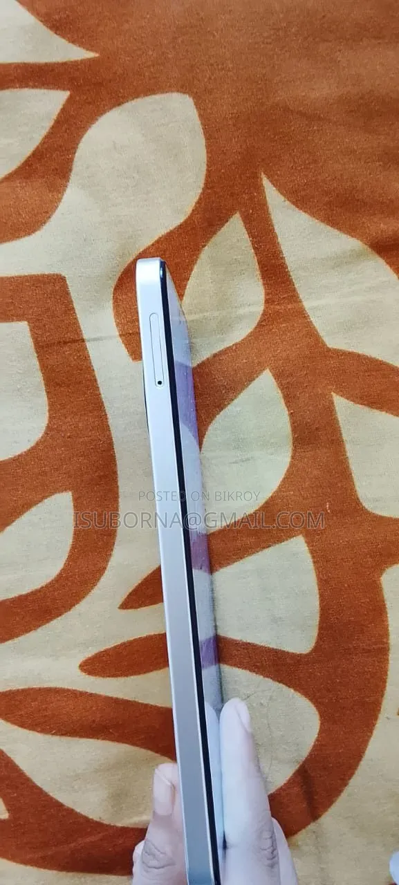 Tecno Spark 30C 128 GB White