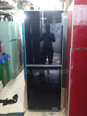 ২৮০ লিটার রানিং সিঙ্গার ফ্রিজ বিক্রি করা হবে।