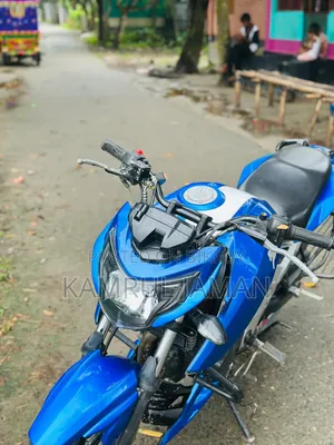 টিভিএস আপাচি আরটিআর ১৬০ ৪ভি এফআই ২০১৮ নীল