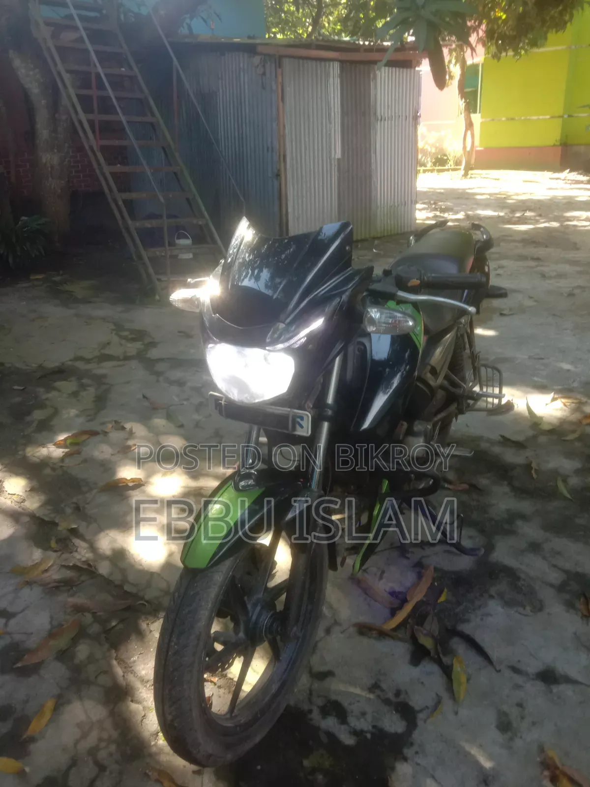 টিভিএস অ্যাপাচি আরটিআর ১৬০ টুভি ২০১৫ গ্রিন