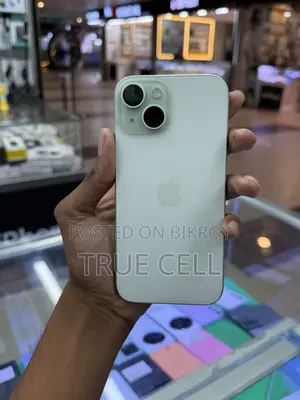 Apple iPhone 15 128 GB Green