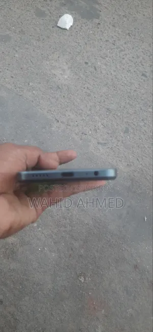 Vivo Y17s 128 GB Silver