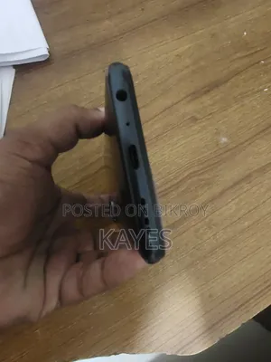 রিয়েলমি ৭ ৫জি ১২৮ জিবি ব্ল্যাক