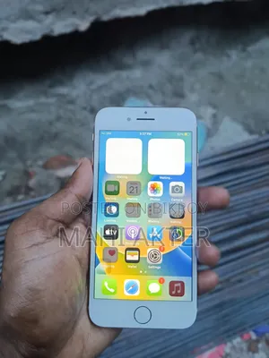 Apple iPhone 8 64 GB White