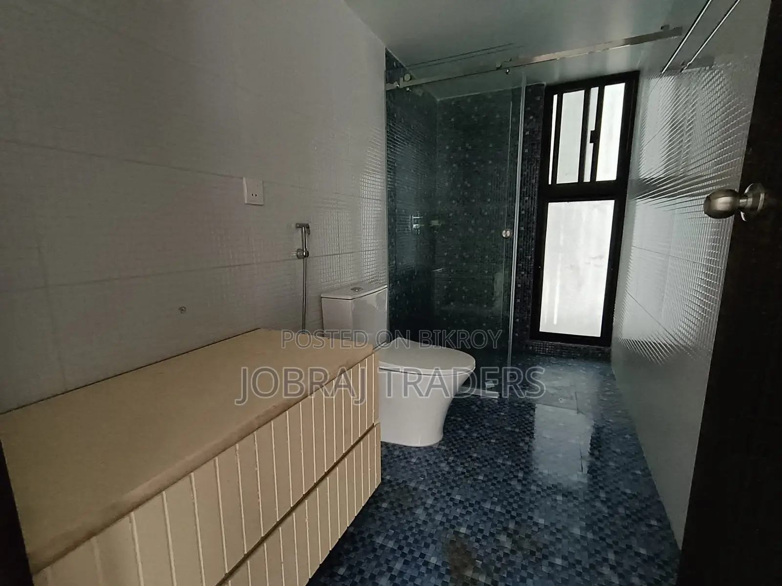 4 Bedroom Apartment in Bti, Basundhara for sale