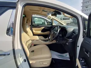 Toyota Alphard 2022 Pearl