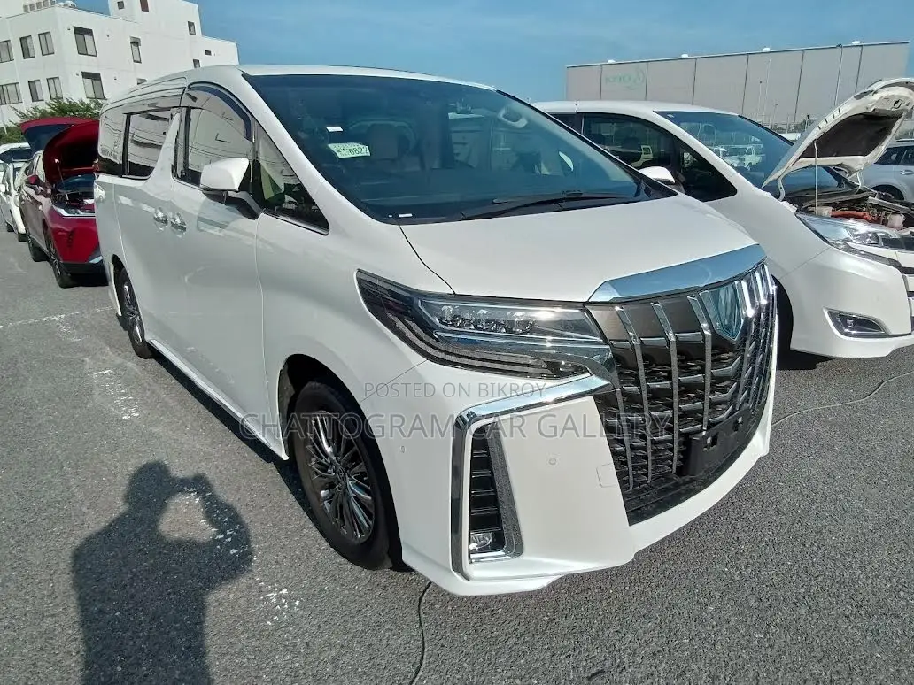 Toyota Alphard 2022 Pearl