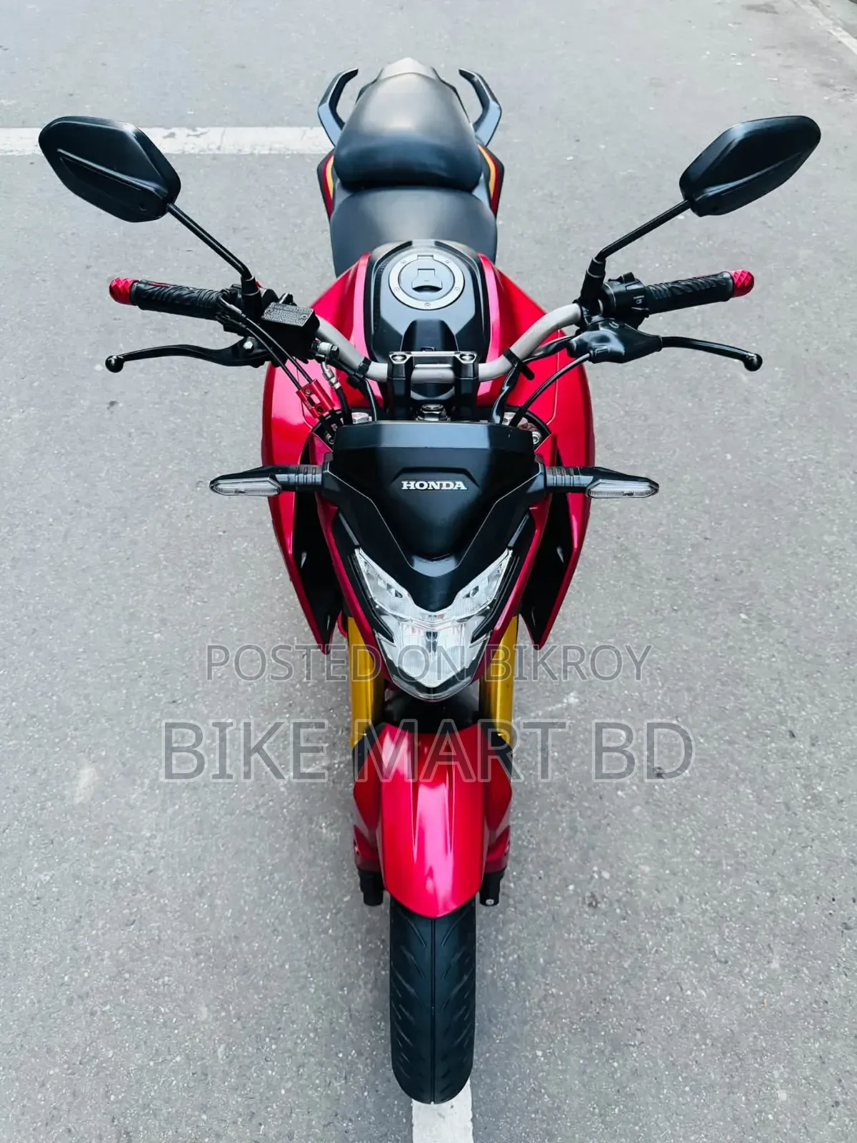 Honda Hornet 2.0 2025 Red