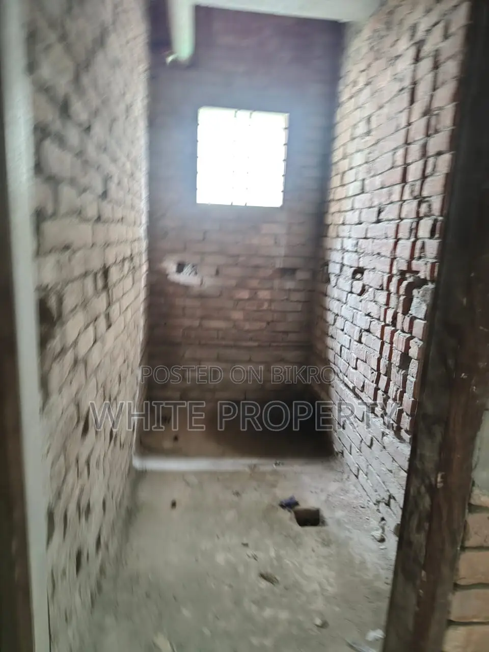 3 Bedroom Apartment in White Property, Vashantek for Sale