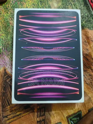 Apple iPad Pro (2022) 128 GB Silver