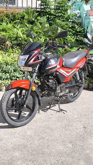 TVS Metro Plus 2022 Red