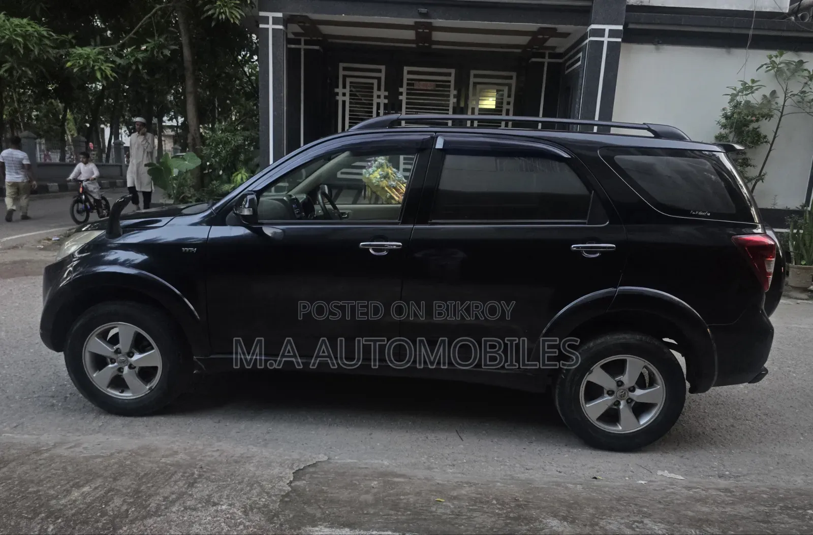 Toyota Rush 2009 Black