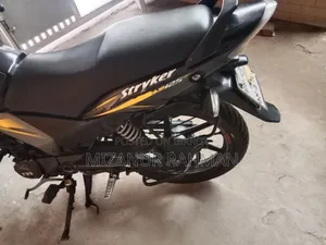 টিভিএস স্ট্রাইকার ১২৫ ২০১৯ ব্ল্যাক